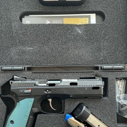 SIFIR KUTUSUNDA CZ SHADOW 2