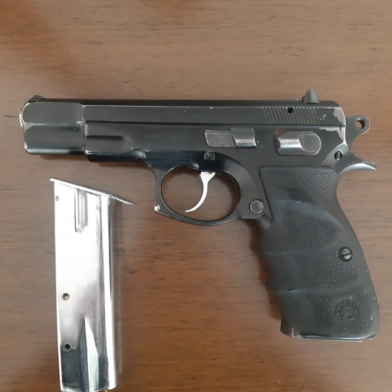 EMEKLİ POLİSTEN TEMİZ CZ 75