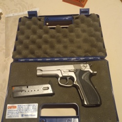 59 06 Smith wesson