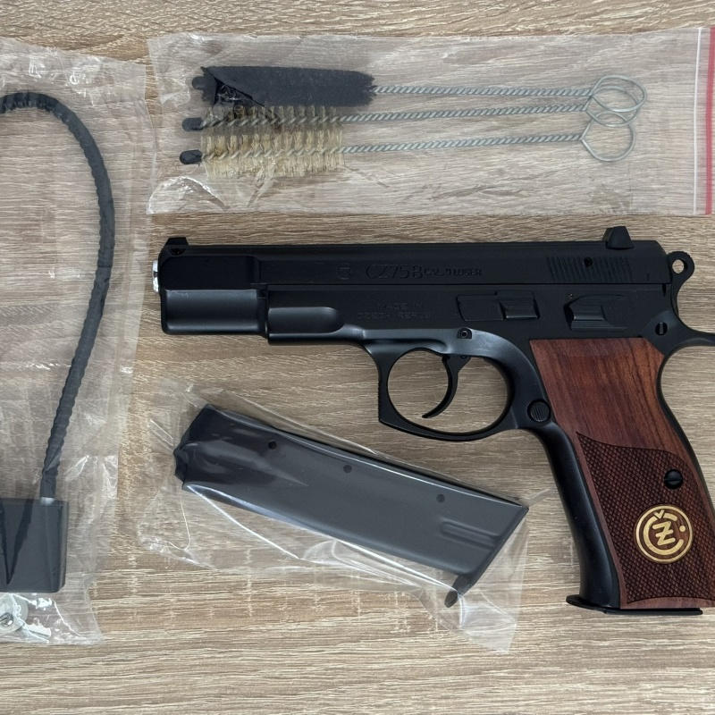 CZ 75 B