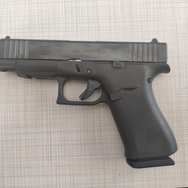 Sıfır Glock G48 - 100.Yıl Özel Seri - Sürgüsü Çekilmemiş - Kolleksiyonluk!