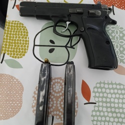 Emekli polisden cz 75