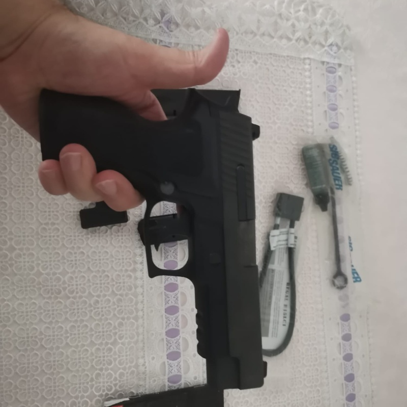 Sigsauer P 226, deneme amaçlı atış yapılmıştır, orijinal, ilk sahibiyim