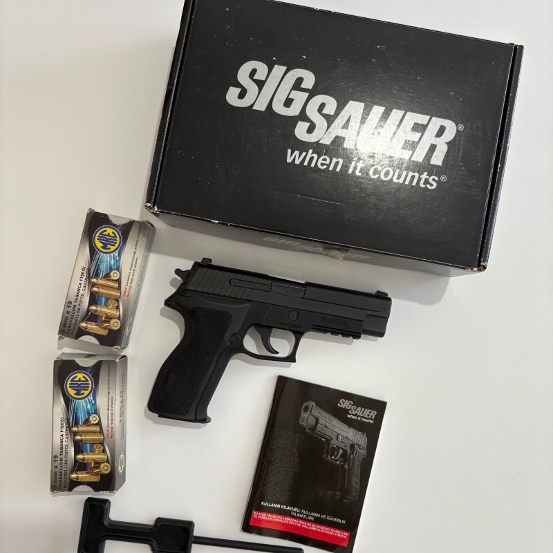 Sig Sauer P226