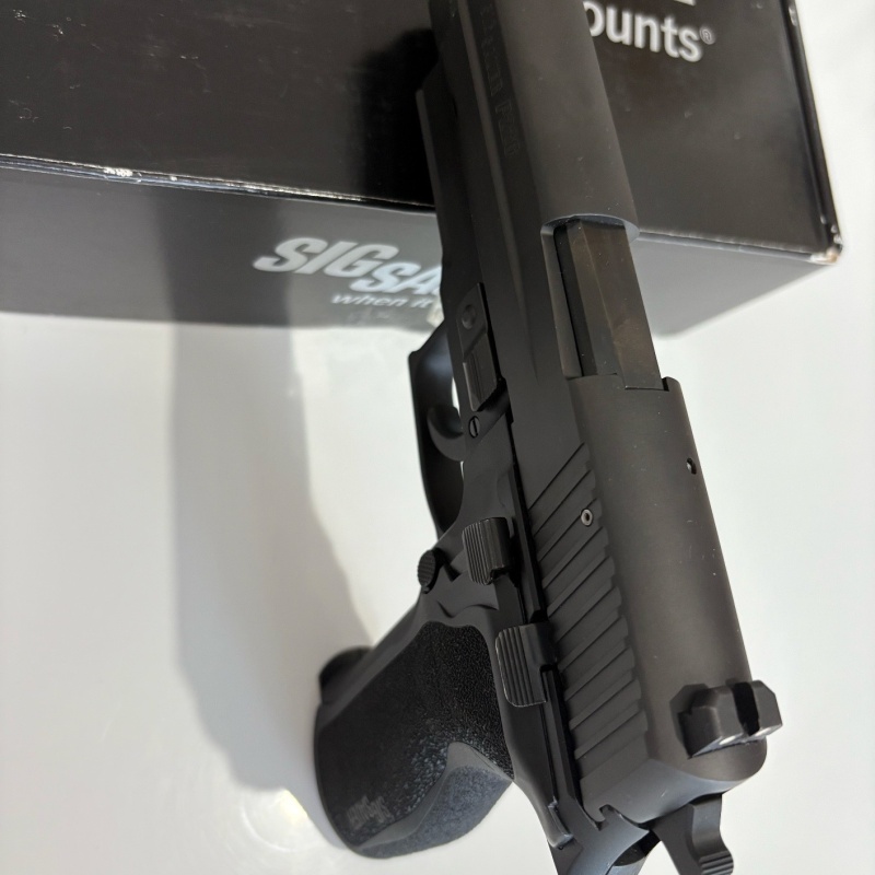 Sig Sauer P226