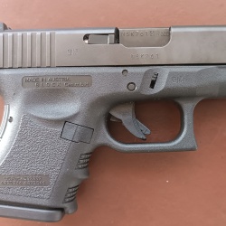 RUHSATLI,SIFIR KUTUSUNDA HİÇ KULLANILMAYAN,ORJİNAL GERÇEK AVUSTURYA GLOCK 26