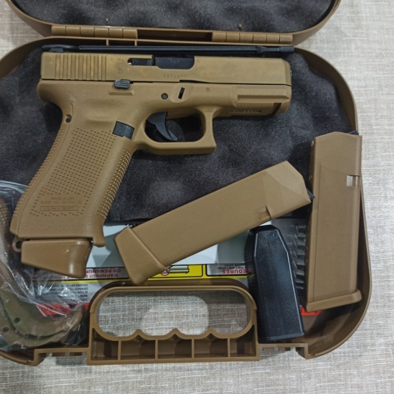 Kamu görevlisinden sıfır Glock 19 x (Sahra)