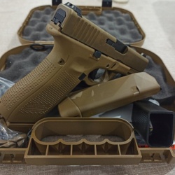 Kamu görevlisinden sıfır Glock 19 x (Sahra)