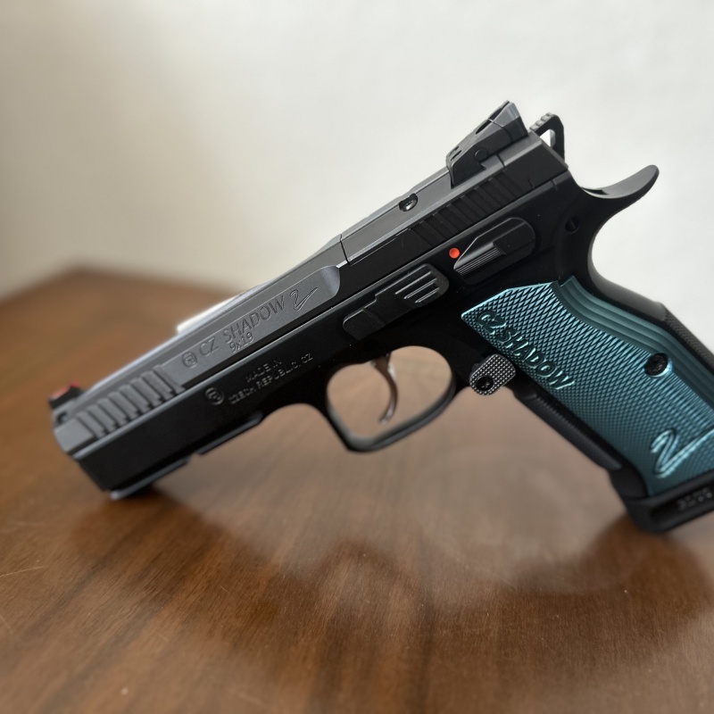 Cz Shadow 2