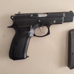 Polis Memurundan CZ75B