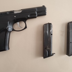 Polis Memurundan CZ75B