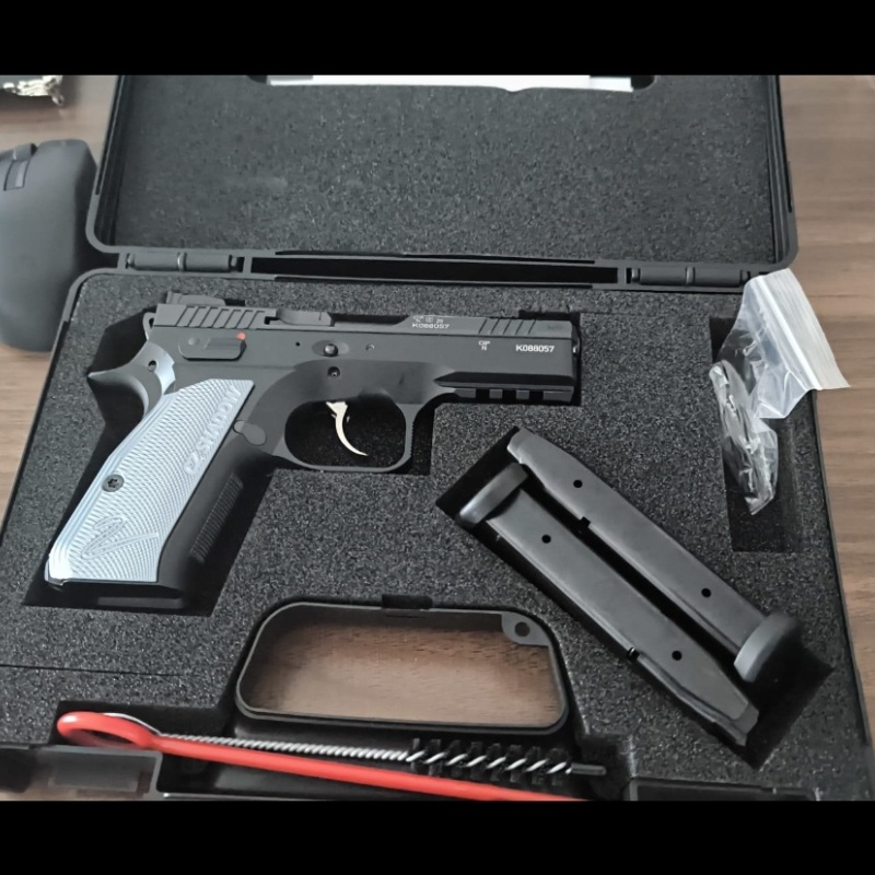 CZ Shadow 2 Compact kamu görevlisinden