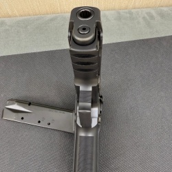 ÇOK TEMİZ AZ KULANILMIŞ SIG SAUER P229