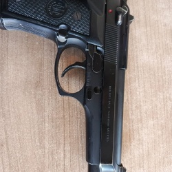 BERETTA F 92 EMEKLİ KAMU GÖREVLİSİNDEN