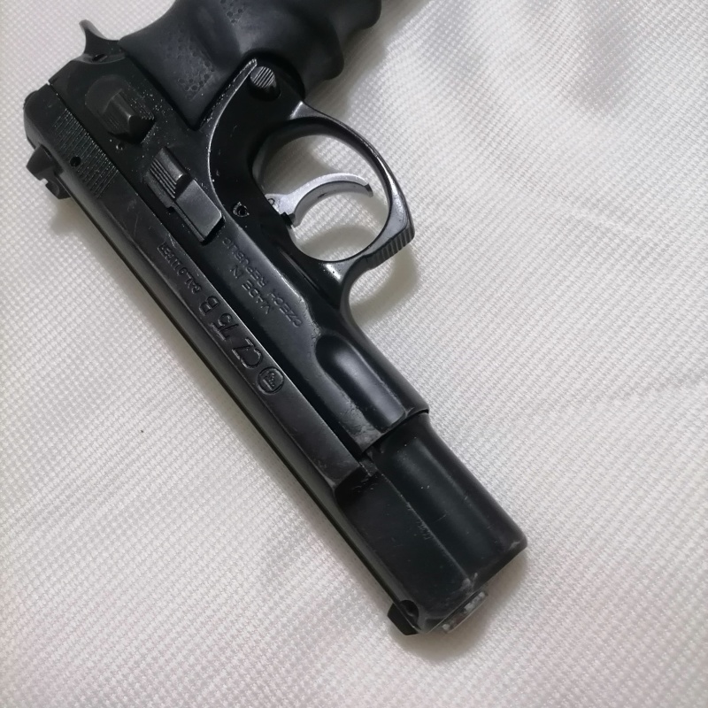 MEMURDAN TEMİZ CZ 75 B