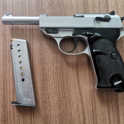 EMEKLİ KAMU GÖREVLİSİNDEN ANTİKA WALTHER P38