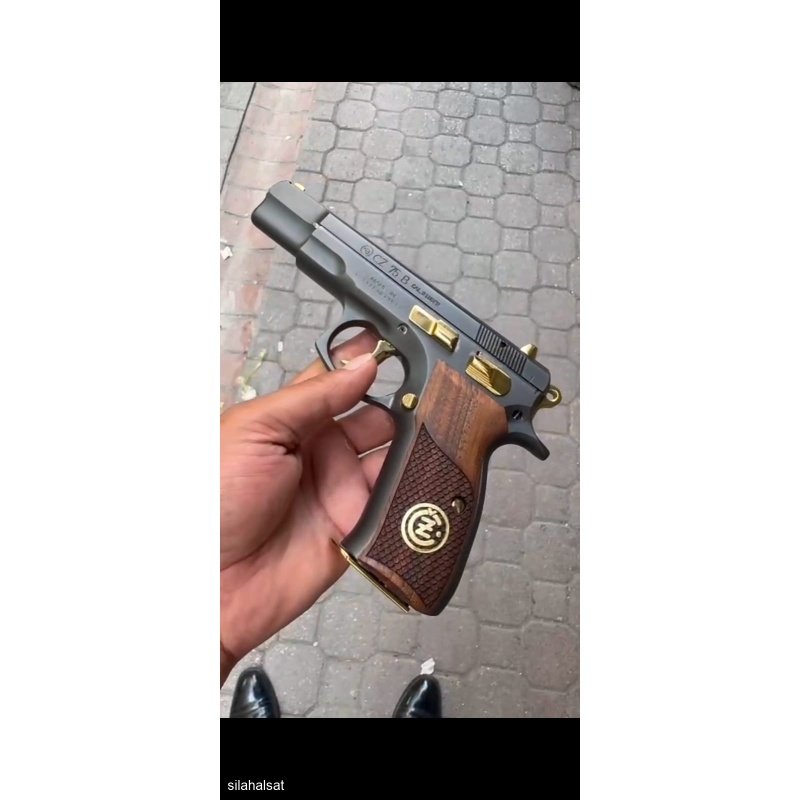 İLK SAHİBİNDEN FÜME RENK TİTANYUM ORJİNAL KAPLAMA CZ 75 B