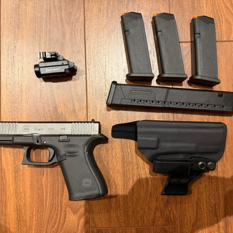 Glock 19