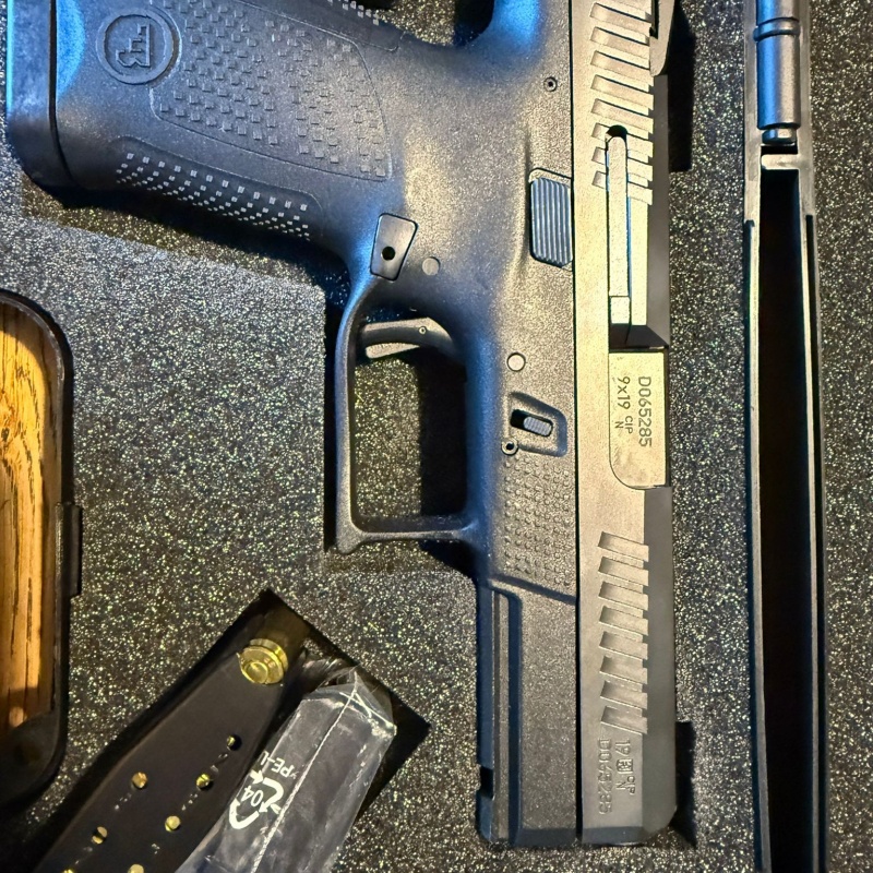 CZ P10 C