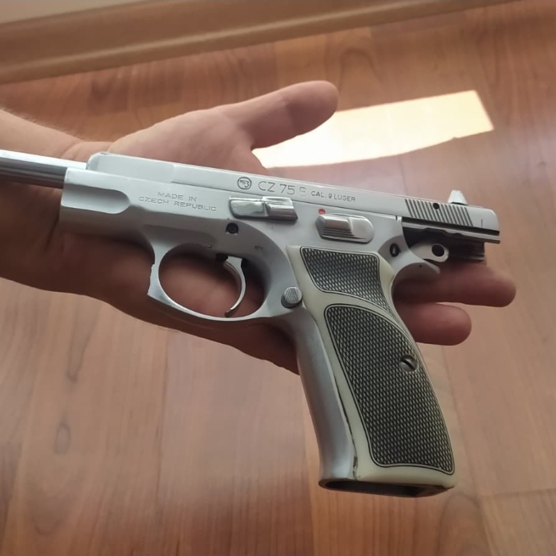 Emekli Polisten Efsane CZ 75 B
