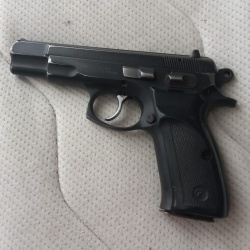 CZ 75B Az kullanılmış emekli polisten