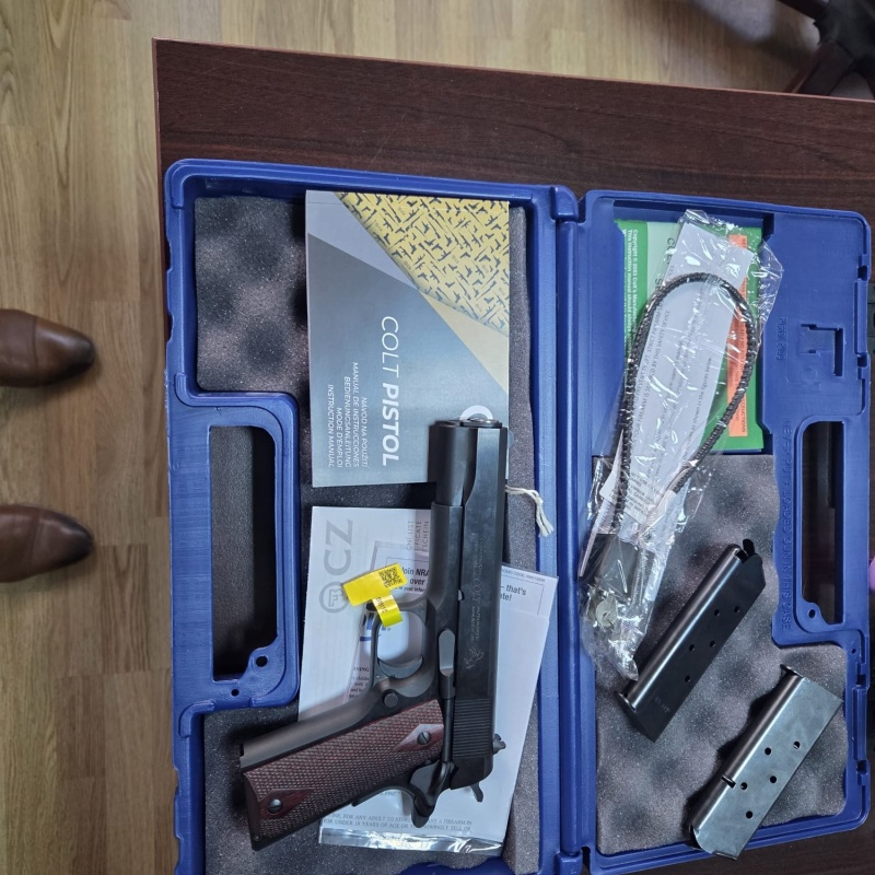 Colt 1911  classic 45 Acp goverment modeli