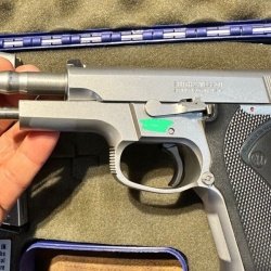 SMITH & WESSON 5906 SIFIR GİBİ