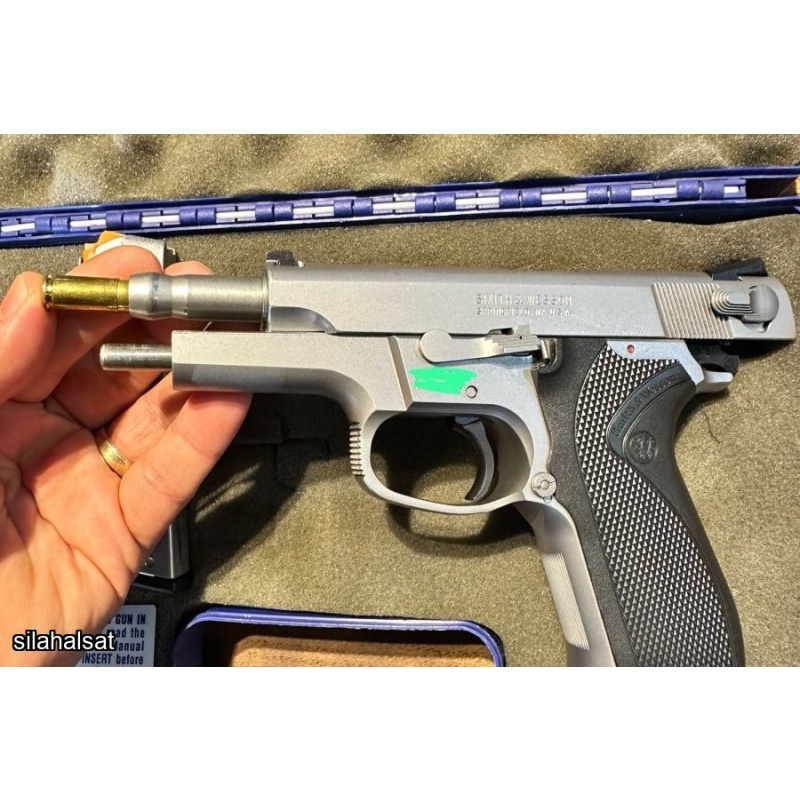 SMITH & WESSON 5906 SIFIR GİBİ